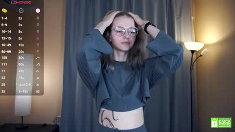 Snapshot of leolakorner chatting on 01/09/26, 07:15 Hello Im Roxy Im just starting my journey here so lets get acquainted online show from 01/09/26, 07:15