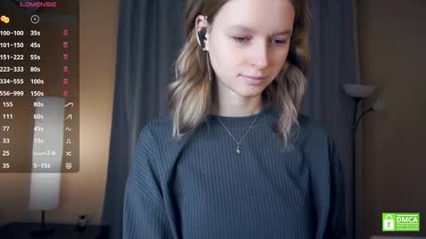 Snapshot of leolakorner chatting on 02/01/26, 07:12 Hello Im Roxy Im just starting my journey here so lets get acquainted online show from 02/01/26, 07:12