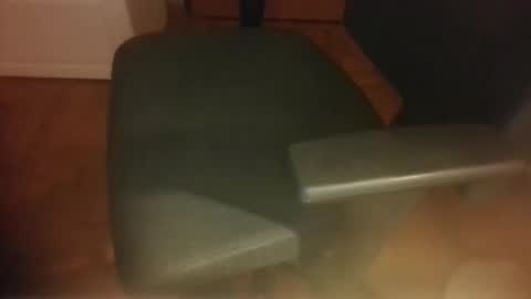 Snapshot of leom92 chatting on 04/04/26, 06:05 leom92 online show from 04/04/26, 06:05