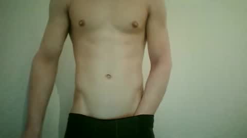 Snapshot of leon_071 chatting on 02/06/26, 07:39 leon_071 online show from 02/06/26, 07:39