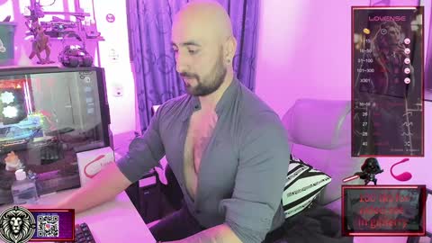 Snapshot of leon_1717 chatting on 02/07/25, 03:34 Leon online show from 02/07/25, 03:34