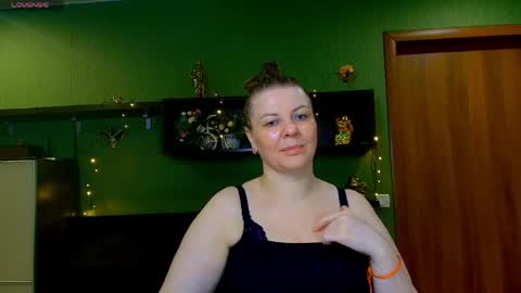 Leona tracie online show from 04/04/26, 11:08