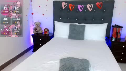 Snapshot of leonacutecam chatting on 02/11/25, 08:42 LUCY online show from 02/11/25, 08:42