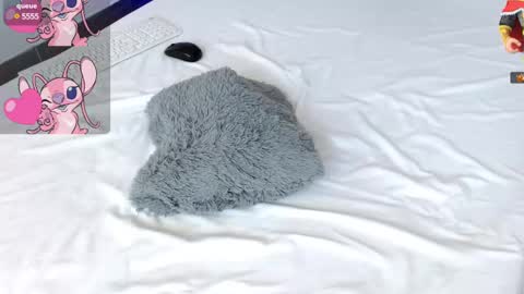 LUCY online show from 02/22/25, 11:46