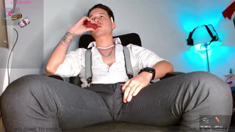 Snapshot of leonal_oconer chatting on 12/03/24, 10:18 iam leonal online show from 12/03/24, 10:18