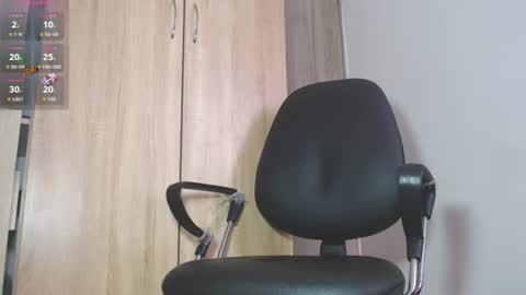 iam leonal online show from 06/18/26, 06:23