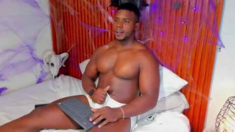 Leandro jones online show from 10/29/25, 02:36