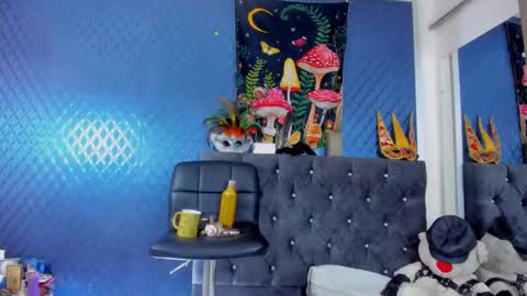 Len online show from 03/03/25, 01:42