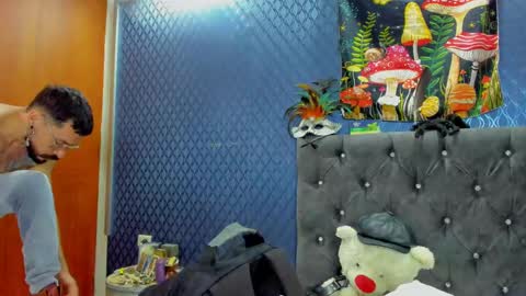 Len online show from 03/12/25, 02:34