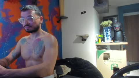 Len online show from 09/10/25, 12:43