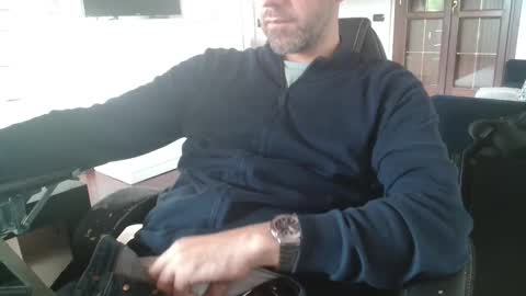 Snapshot of leone44 chatting on 04/30/26, 08:53 angel e sonia online show from 04/30/26, 08:53