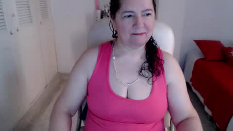 leonela   online show from 06/16/26, 10:12