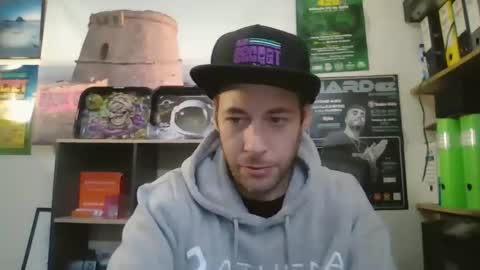 Snapshot of leonidascum chatting on 11/20/25, 11:54 leonidascum online show from 11/20/25, 11:54