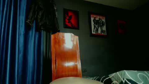 Snapshot of leonnardojaramillo chatting on 05/29/26, 09:29 Lenardo jaramillo online show from 05/29/26, 09:29