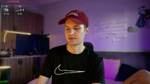 Leon online show from 05/10/26, 02:00
