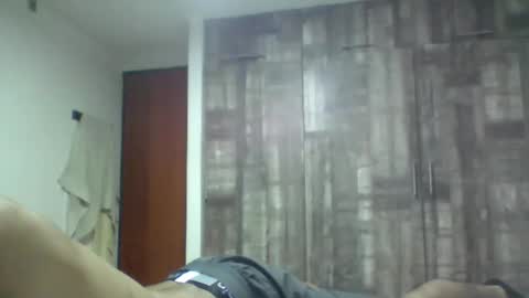 Snapshot of leonoirneo chatting on 01/19/26, 05:44 leonoirneo online show from 01/19/26, 05:44