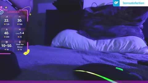 Snapshot of leonsatisfaction chatting on 11/23/25, 06:41 Leon Robertson online show from 11/23/25, 06:41