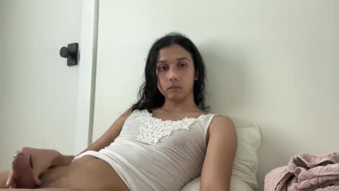 Snapshot of leonthetwink24 chatting on 04/05/26, 07:55 leonthetwink24 online show from 04/05/26, 07:55