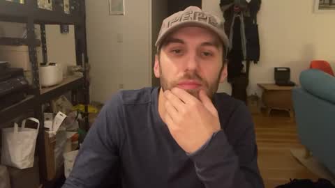 Snapshot of leonvampire chatting on 01/20/25, 05:16 Leon online show from 01/20/25, 05:16