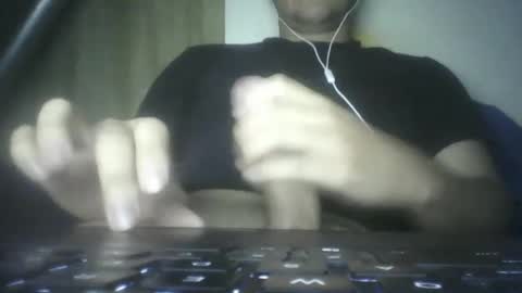 Snapshot of leoonel_95 chatting on 12/04/24, 04:21 leoonel_95 online show from 12/04/24, 04:21