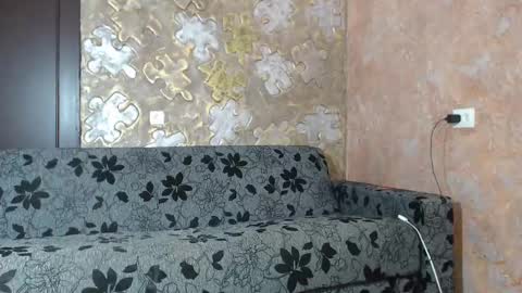 Snapshot of leoroman chatting on 03/08/25, 10:11 leoroman online show from 03/08/25, 10:11