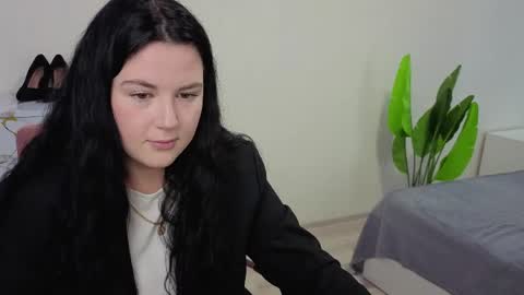 Lera online show from 05/08/26, 09:25