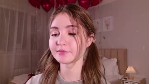 Nicole Moore online show from 02/14/25, 07:12