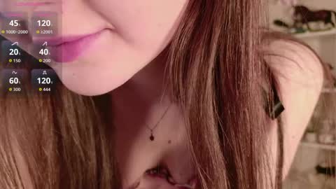 Nicole Moore online show from 04/25/26, 04:04