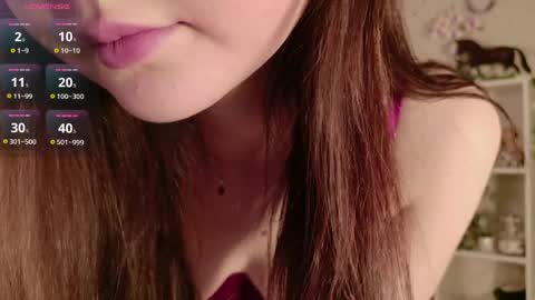 Nicole Moore online show from 04/26/26, 03:10