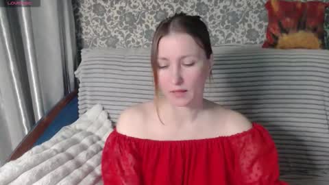 Snapshot of lesanamagic chatting on 02/05/26, 04:55 LesanaMagic online show from 02/05/26, 04:55