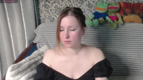 Snapshot of lesanamagic chatting on 03/07/26, 05:10 LesanaMagic online show from 03/07/26, 05:10