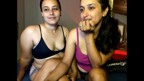 Snapshot of lesbiancouplebrazil2025 chatting on 02/24/26, 10:13 lesbiancouplebrazil2025 online show from 02/24/26, 10:13