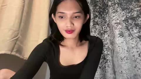 Trisha18 online show from 02/12/25, 02:10