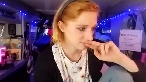 LesleyGumGrass- The Boring Trans girl online show from 03/04/25, 04:09