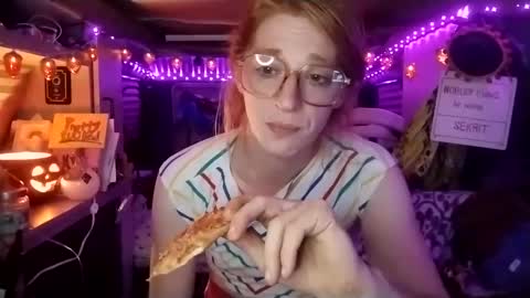 LesleyGumGrass- The Boring Trans girl online show from 09/09/25, 06:24