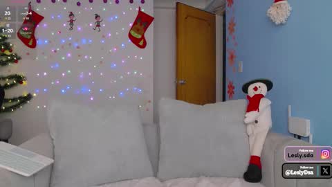 Lesly online show from 12/19/24, 09:17