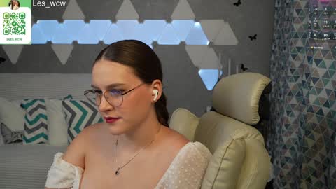 Snapshot of lesliekorfs chatting on 02/01/25, 11:06 LeslieKorfs online show from 02/01/25, 11:06