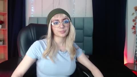 Less  online show from 03/09/25, 11:25