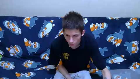 Snapshot of lester_broo chatting on 06/10/26, 10:25 lester_broo online show from 06/10/26, 10:25