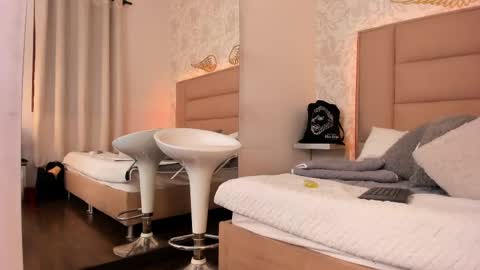 Leti White online show from 09/30/25, 10:37