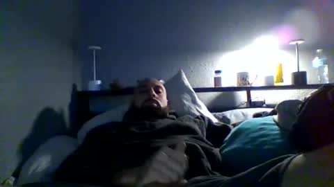 Snapshot of letithang24 chatting on 12/21/25, 06:59 letithang24 online show from 12/21/25, 06:59