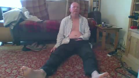 Snapshot of letmestrip chatting on 01/12/25, 03:36 paul online show from 01/12/25, 03:36