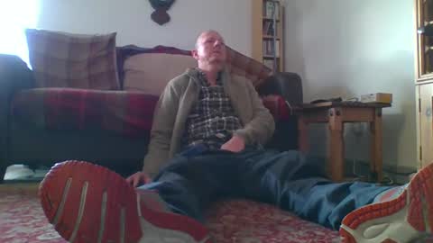 Snapshot of letmestrip chatting on 01/19/25, 10:06 paul online show from 01/19/25, 10:06