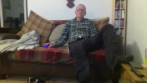 Snapshot of letmestrip chatting on 02/17/25, 11:53 paul online show from 02/17/25, 11:53