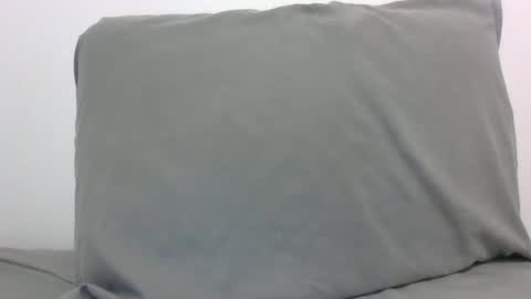 lets_play143 online show from 06/20/26, 05:54