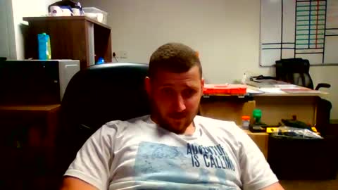 Snapshot of letsbeadventurous chatting on 12/18/24, 02:53 The Silent type online show from 12/18/24, 02:53