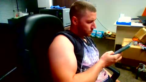 Snapshot of letsbeadventurous chatting on 01/22/25, 02:37 The Silent type online show from 01/22/25, 02:37