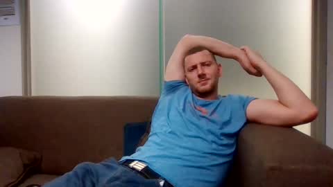 Snapshot of letsbeadventurous chatting on 01/23/25, 09:18 The Silent type online show from 01/23/25, 09:18