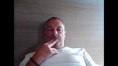 Snapshot of letshavefun2gether68 chatting on 10/17/25, 06:05 letshavefun2gether68 online show from 10/17/25, 06:05