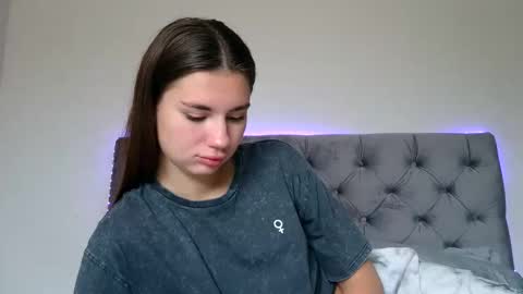 Snapshot of lette_emily chatting on 11/04/25, 08:02 Emily online show from 11/04/25, 08:02